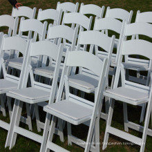 Silla plegable blanca de la resina de la boda